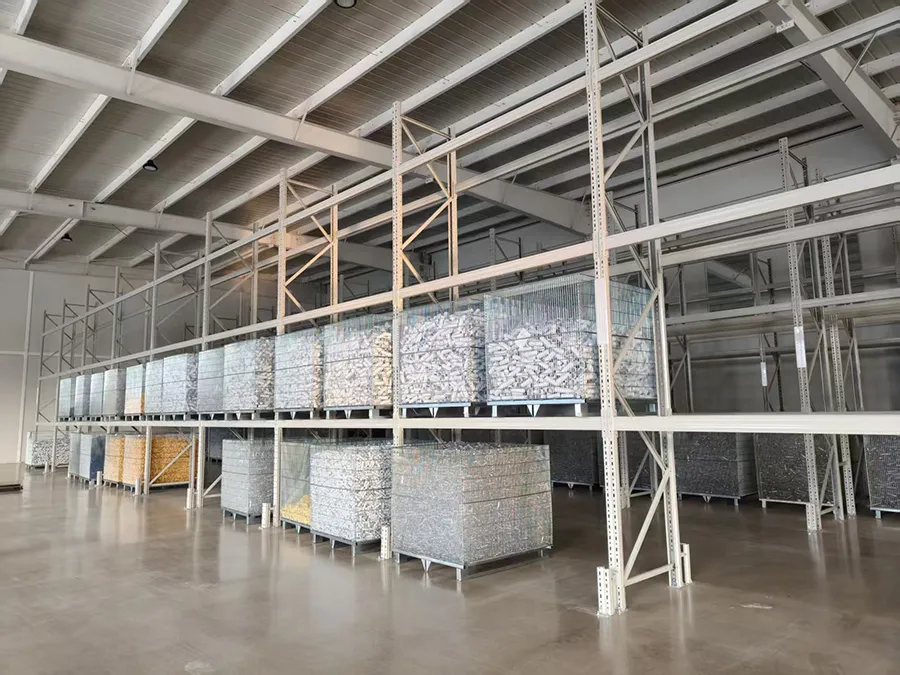 13225737-b5d1-4e97-817f-e30f653cdfd8